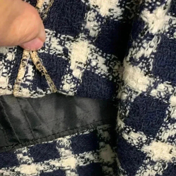 Atak  Collection White w Blue Wool Blend Skirt Size 38 - Picture 7 of 11